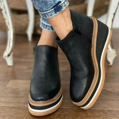 Women's slip-on Chelsea boots with platform sole – Black