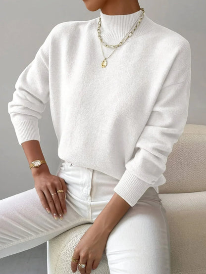 Women's ribbed knit sweater with roll neck and ribbed cuffs – White