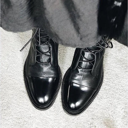 Women's leather ankle boots with all-day comfort