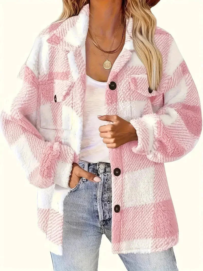 Women's plaid fleece jacket with flattering fit – Pink