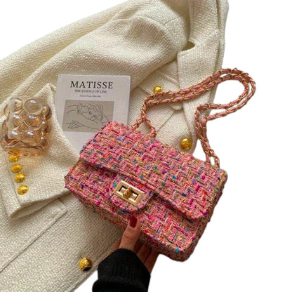 Women's tweed shoulder bag with adjustable chain strap – Pink