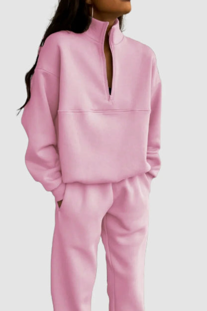 Women's jumper and trousers set with zip-up collar and relaxed fit – Pink