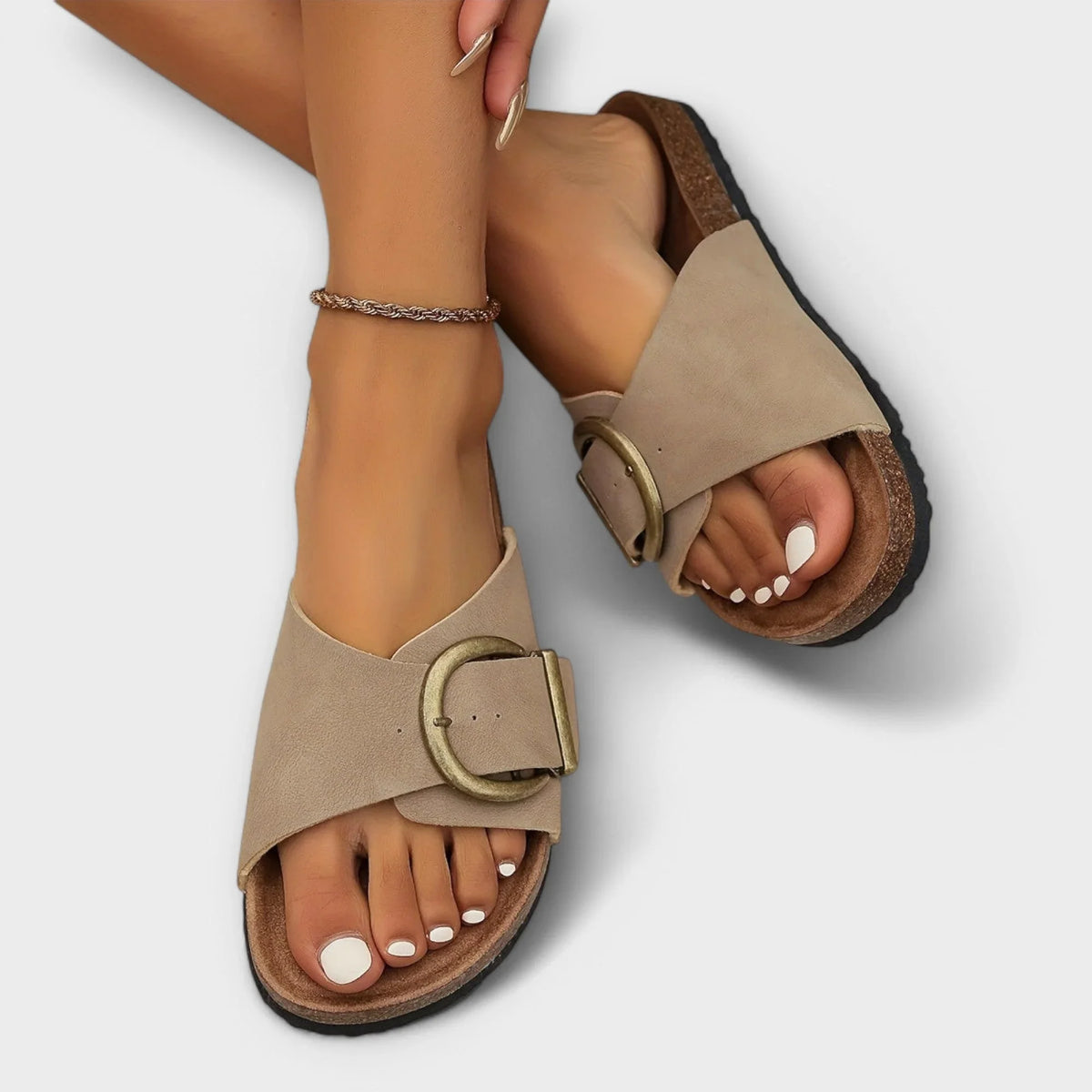 Women's faux-leather cork-footbed slide sandals with big buckle – Khaki