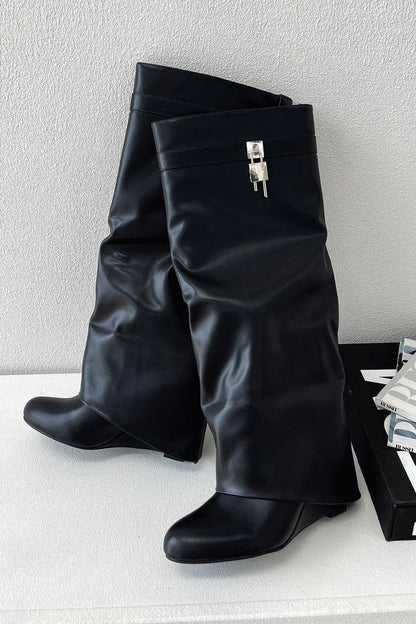Women's faux leather knee-high boots with pointed toe and slouchy shaft – Black
