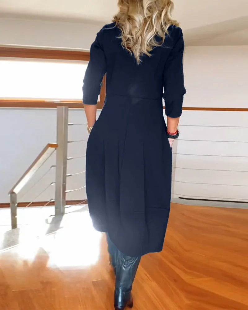 Women's knit 3/4-sleeve midi dress with round-neck and side pockets