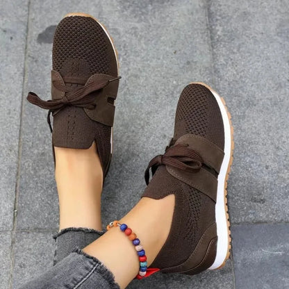 Women's knit slip-on sneakers with bow-knot laces and striped sides