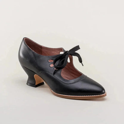 Women's leather Mary-Jane style pumps with cut-out lace-up ties