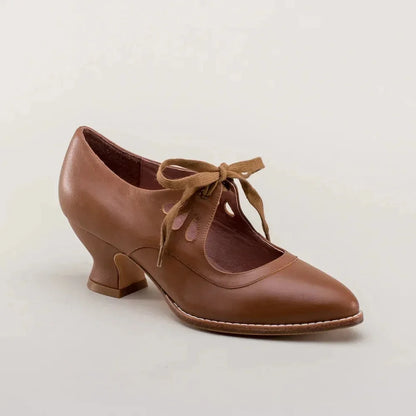 Women's leather Mary-Jane style pumps with cut-out lace-up ties