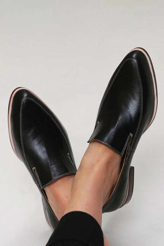 Women's leather minimalist loafers with pointed toe and contrast stitching – Black