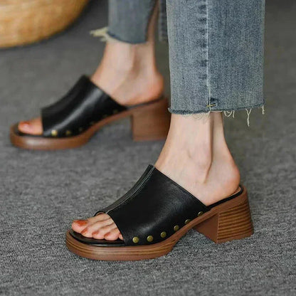 Women's leather open-toe platform block-heel sandals with studded accents – Black