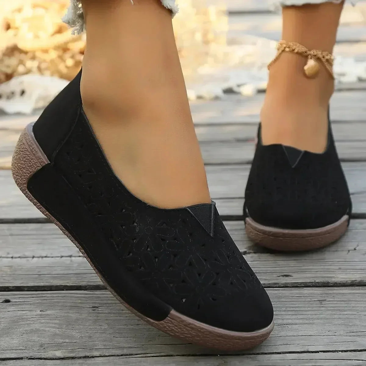 Women's perforated platform slip-on loafers with sole