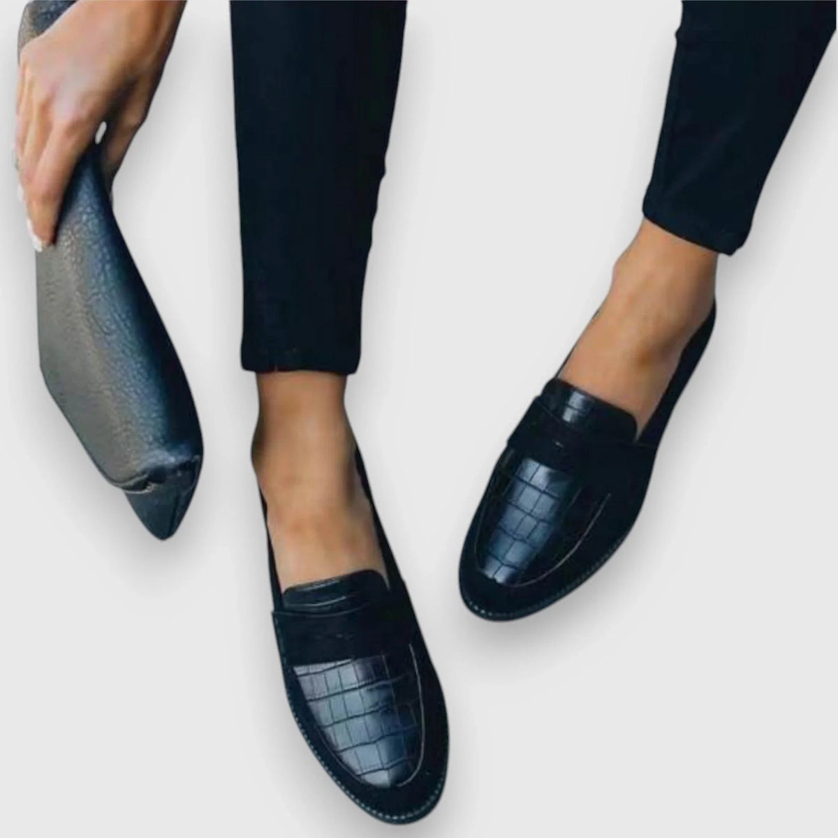 Women's suede slip-on loafers with croc-embossed strap – Black
