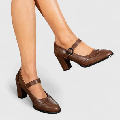 Women's block-heel Mary Jane shoes with buckled strap and brogue detailing