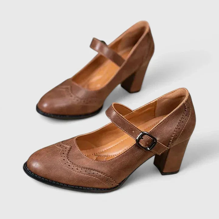 Women's block-heel Mary Jane shoes with buckled strap and brogue detailing