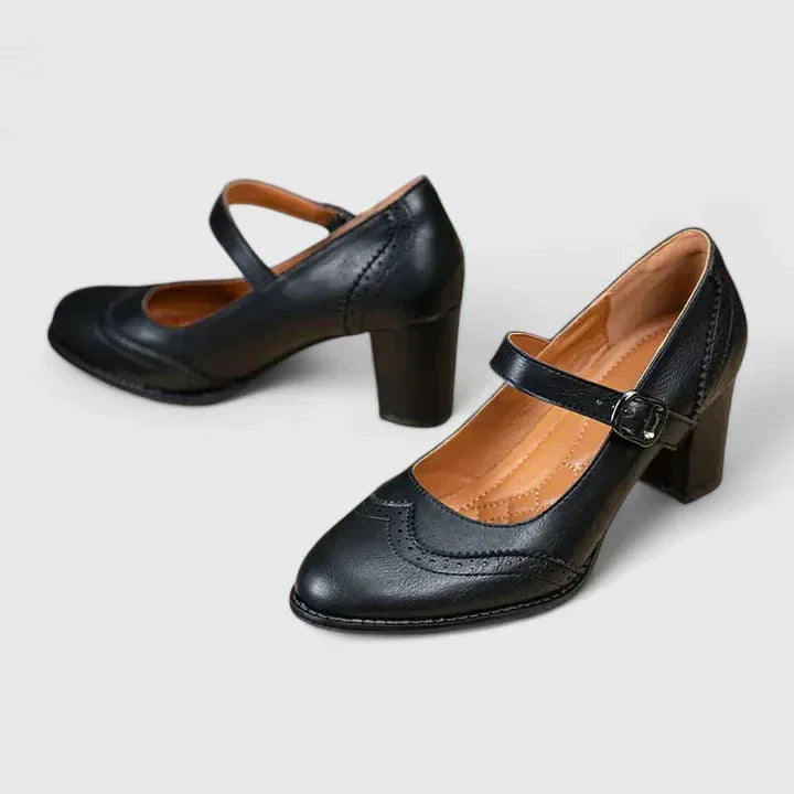 Women's block-heel Mary Jane shoes with buckled strap and brogue detailing