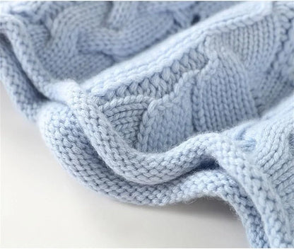 Women's cable knit sweater turtleneck loose-fit pullover