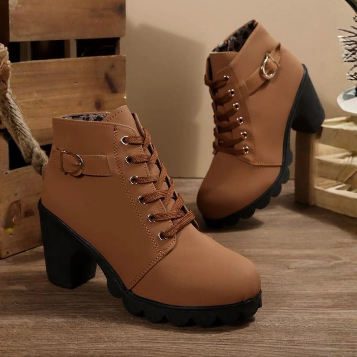 Women's chunky ankle boots with lace-up front and buckle side detail – Brown