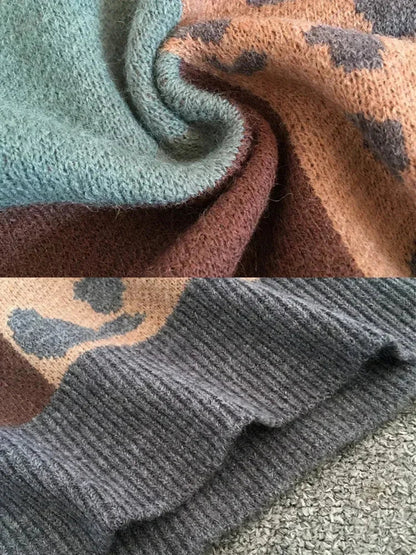 Women's color block animal print knit sweater with crew neck