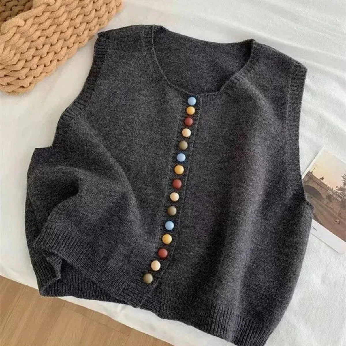 Women's colorful button sleeveless knit sweater vest – Gray