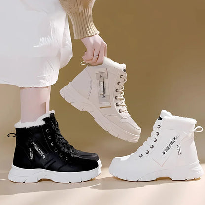 Women's comfort chunky-sole boots with faux-fur lining and lace-up front