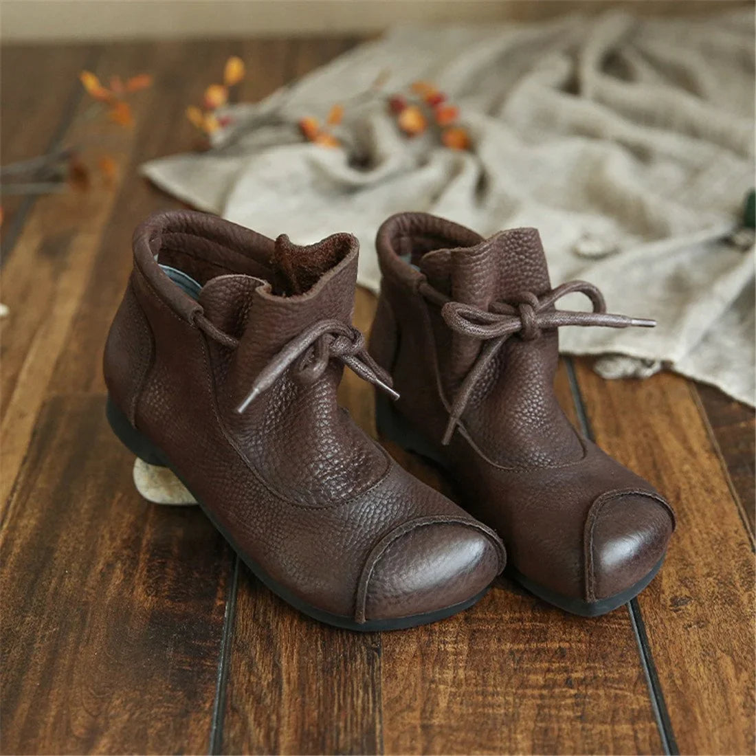 Women's comfort leather ankle boots with fuzzy lining and lace-up closure