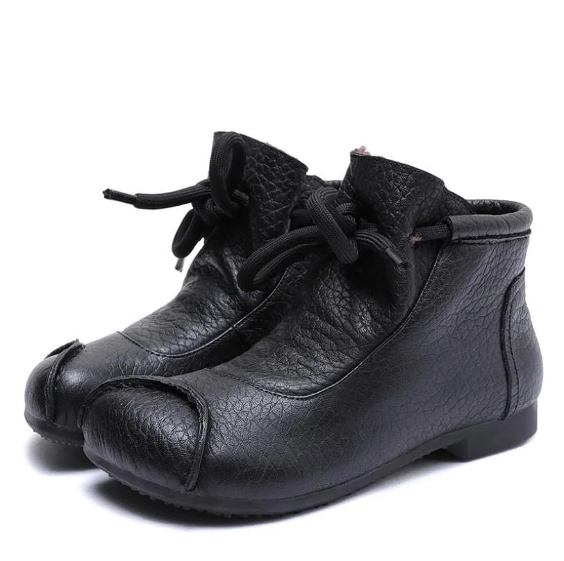 Women's comfort leather ankle boots with fuzzy lining and lace-up closure – Black