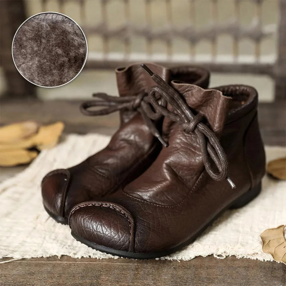 Women's comfort leather ankle boots with fuzzy lining and lace-up closure – Coffee