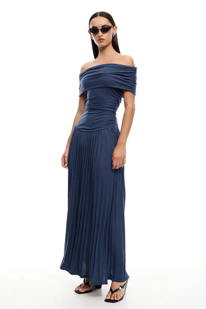 Women's flowy summer maxi dress with off-shoulder neckline and pleated skirt – Navy