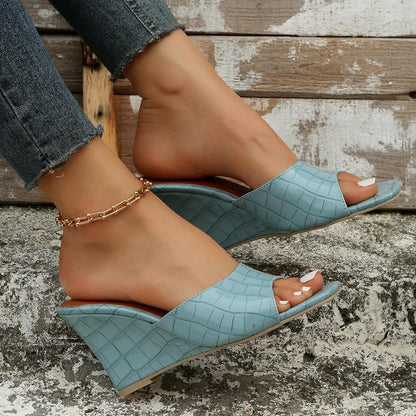 Women's crocodile-embossed leather wedge sandals with open square-toe
