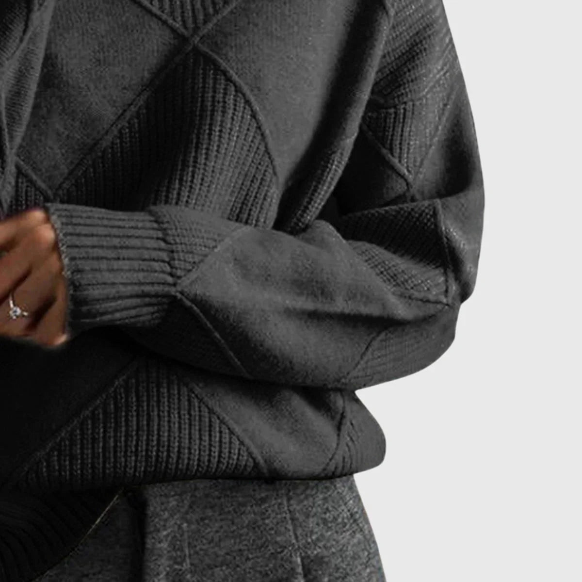 Women's diamond-pattern knit sweater with turtleneck and ribbed cuffs