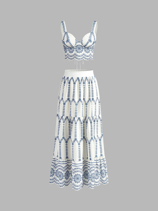 Women's embroidered two-piece outfit with crop top and maxi skirt and tie-back – Bluewhite