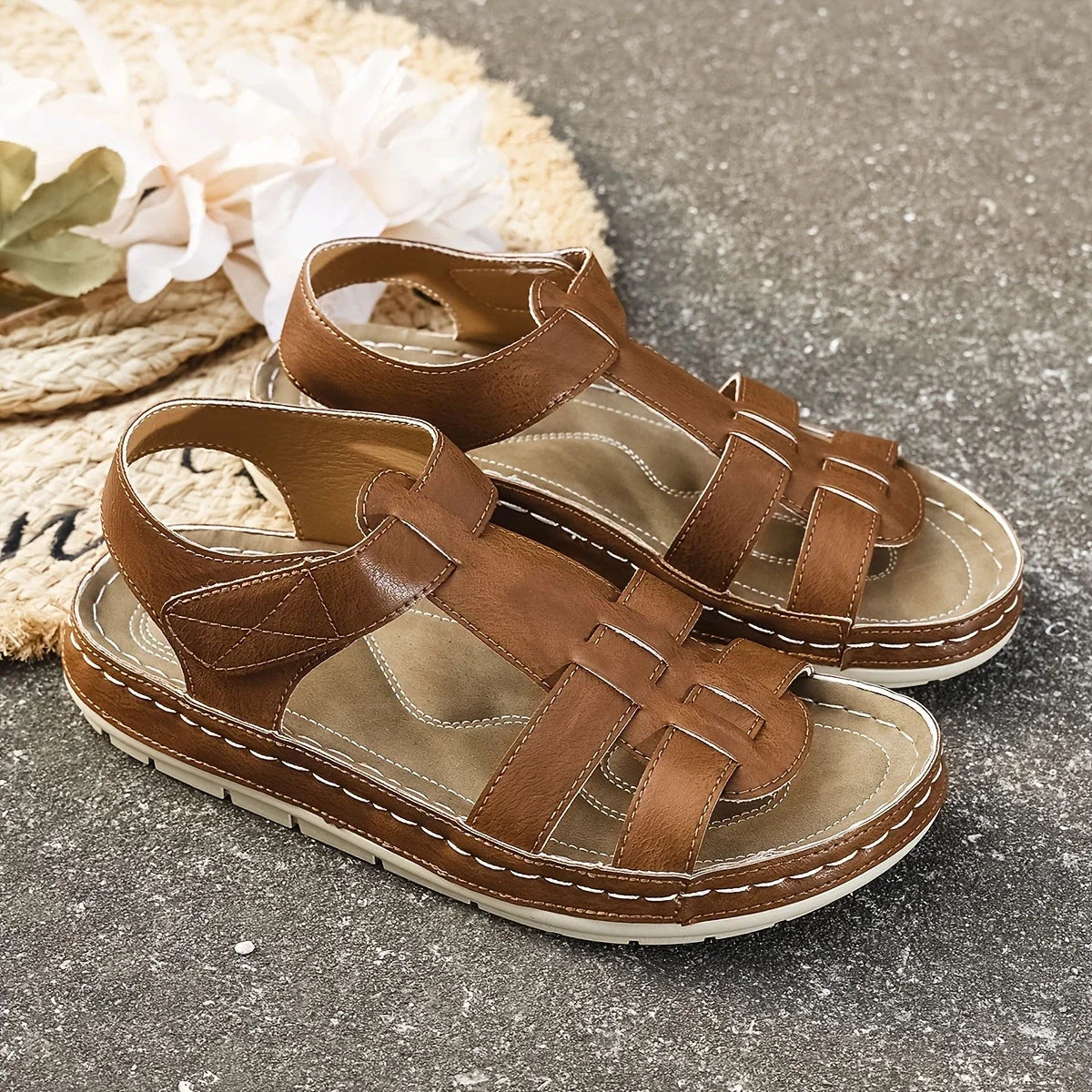 Women's faux leather platform sandals with T-strap hook-and-loop closure – Brown