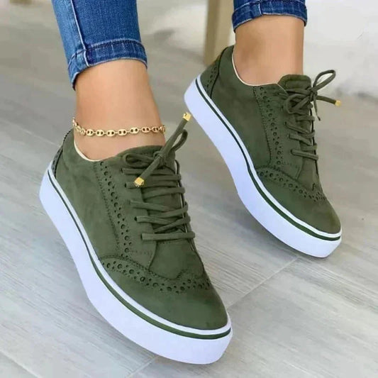 Women's faux suede platform sneakers with lace-up brogue detail – Green