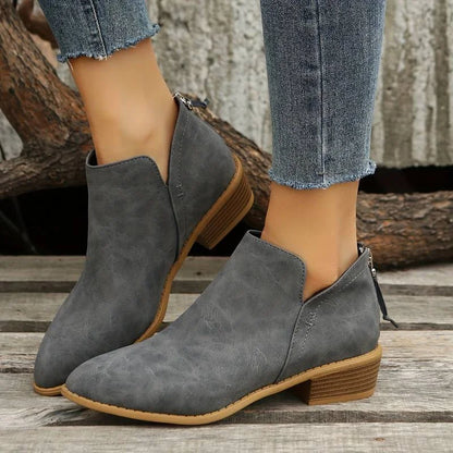 Women's faux-suede pointed-toe ankle boots with V-cut sides and back zipper – Grey