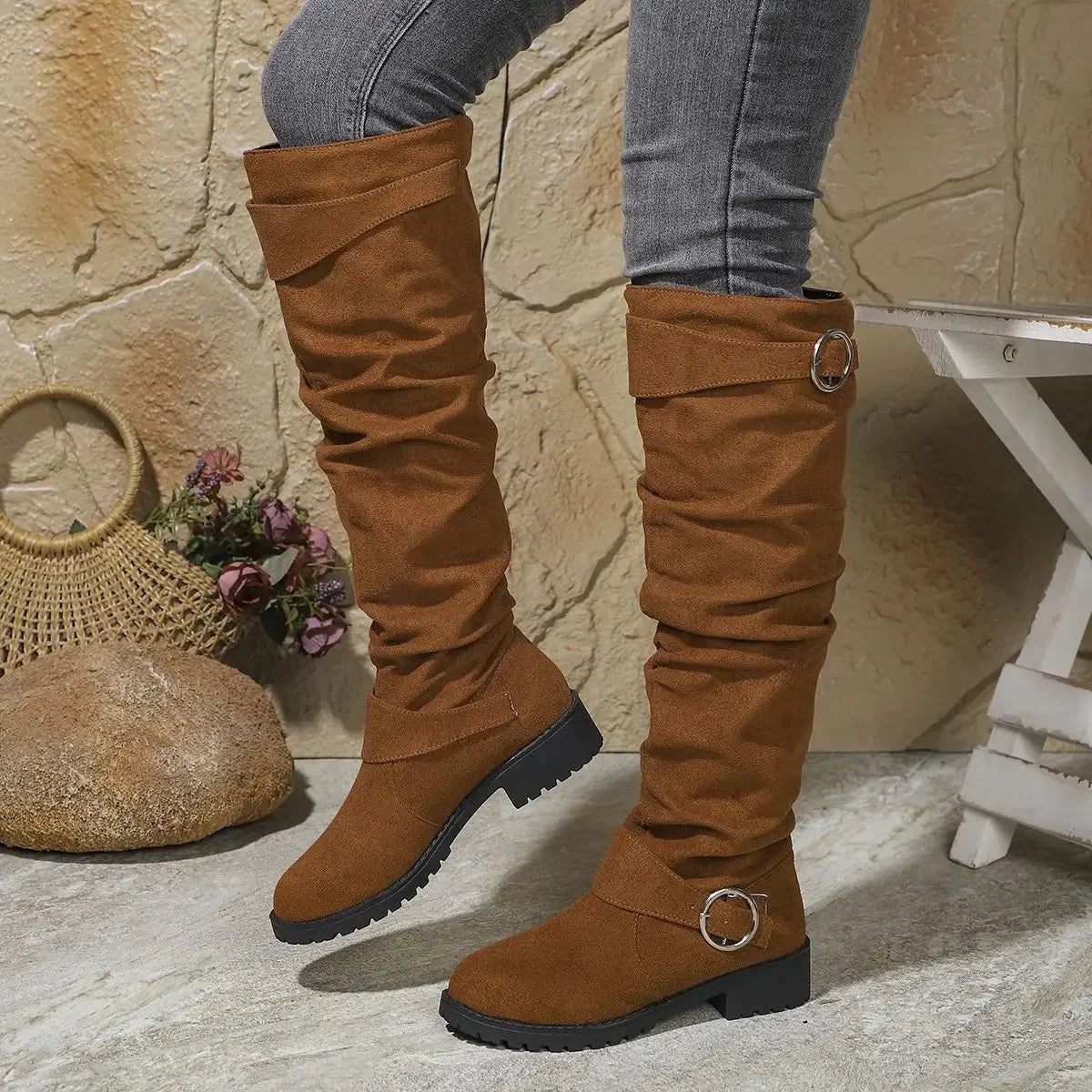 Women's faux suede slouchy knee-high boots with buckle and lug sole – Light Brown