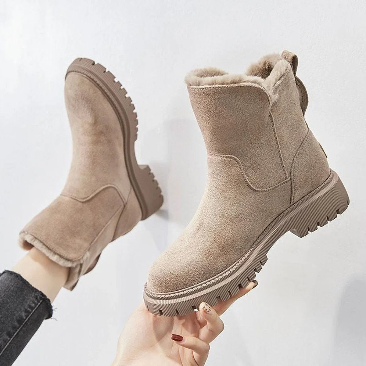 Women's fleece-lined suede slip-on winter ankle boots – Beige