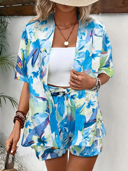 Women's floral kimono cardigan sweater with 3/4 sleeve and shorts – Light Blue