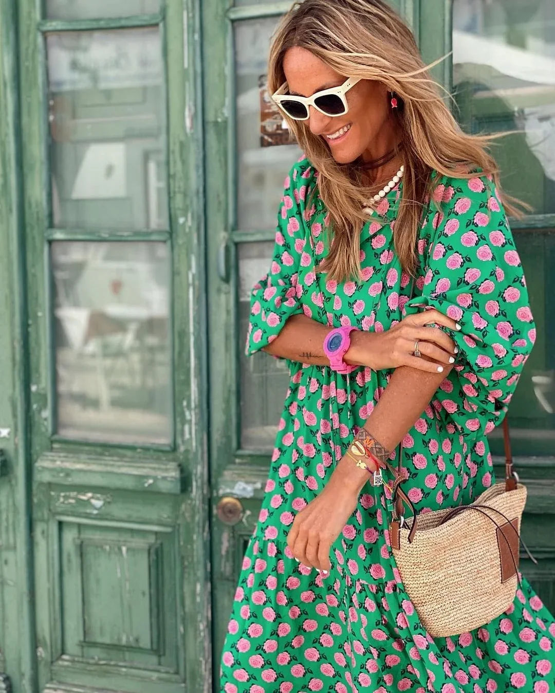 Women's floral print tiered maxi dress with V-neck and 3/4-length puff sleeves