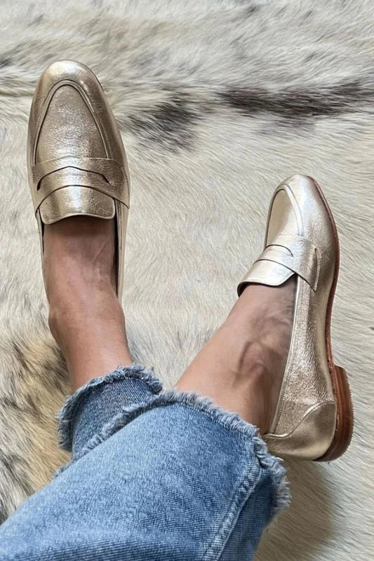 Women's metallic slip-on penny loafers with pointed toe – Gold
