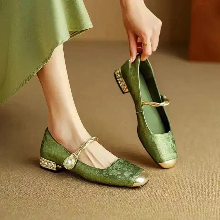 Women's floral jacquard Mary Jane shoes with pearl strap and glitter block heel