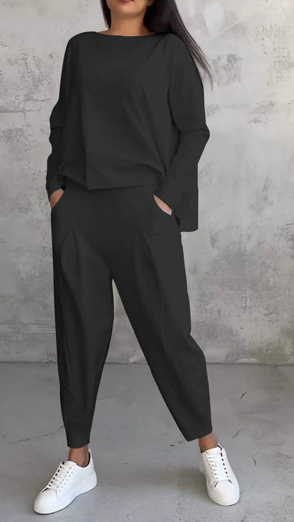 Women's knit 2-piece lounge set with long sleeve boat-neck top and tapered pants with pockets – Black