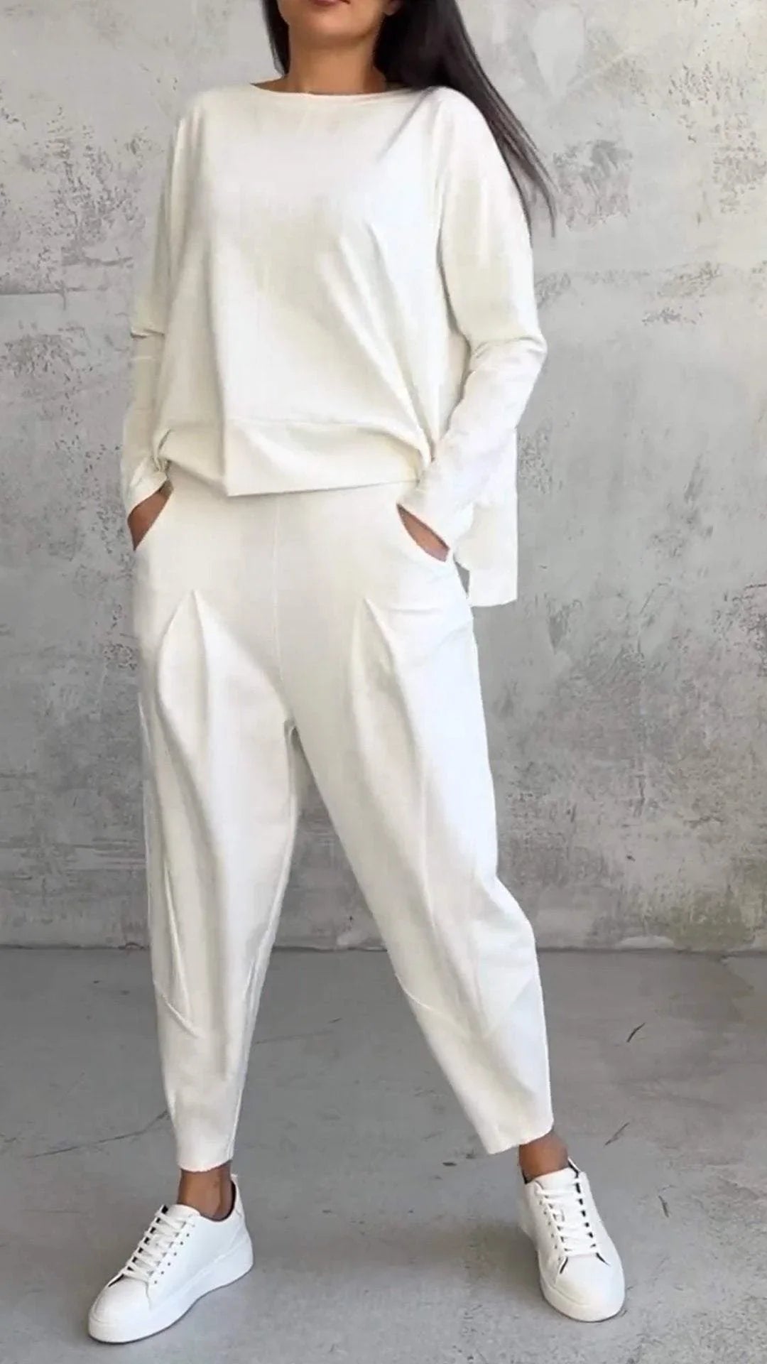 Women's knit 2-piece lounge set with long sleeve boat-neck top and tapered pants with pockets – Off-White