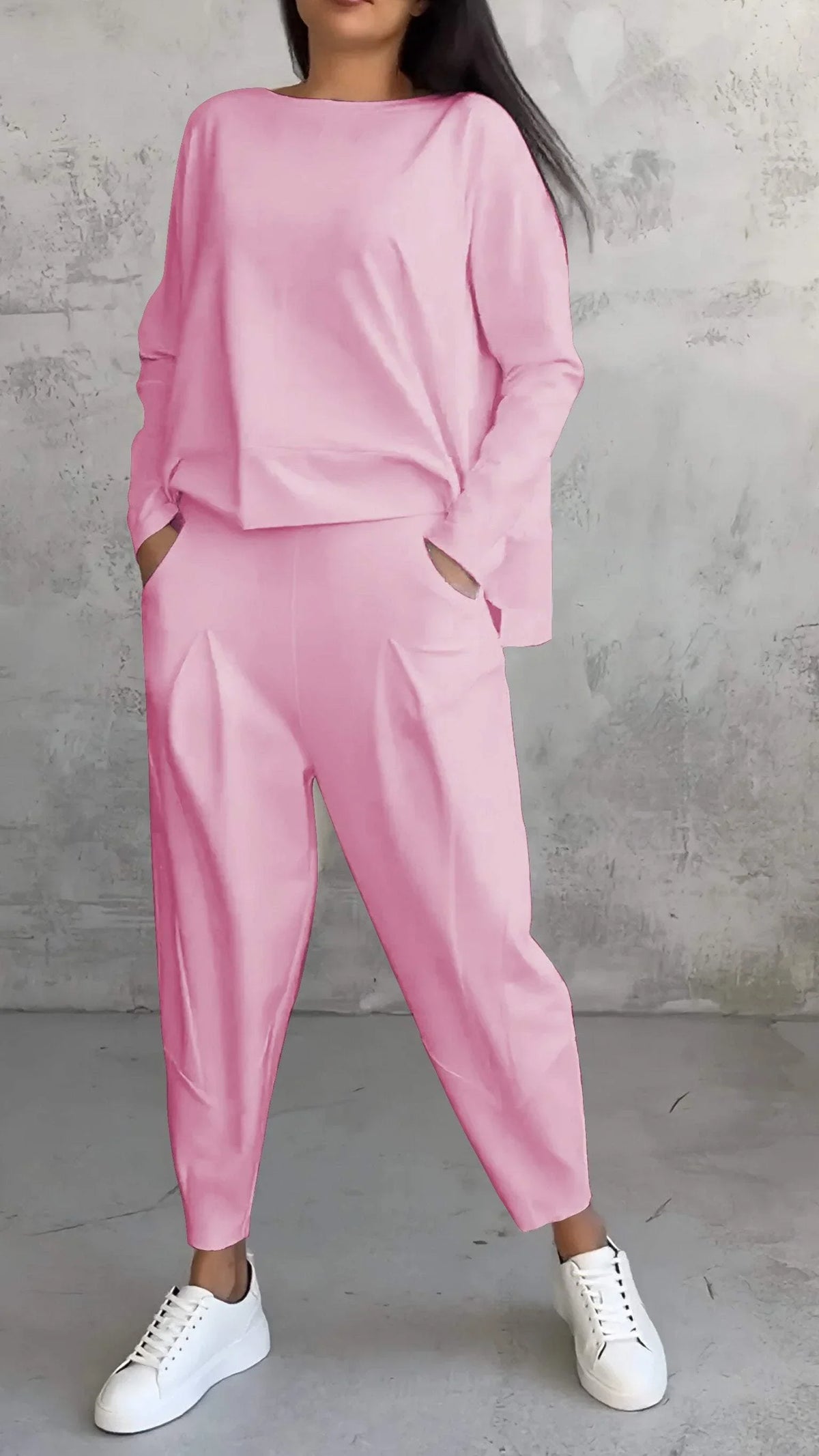 Women's knit 2-piece lounge set with long sleeve boat-neck top and tapered pants with pockets – Pink