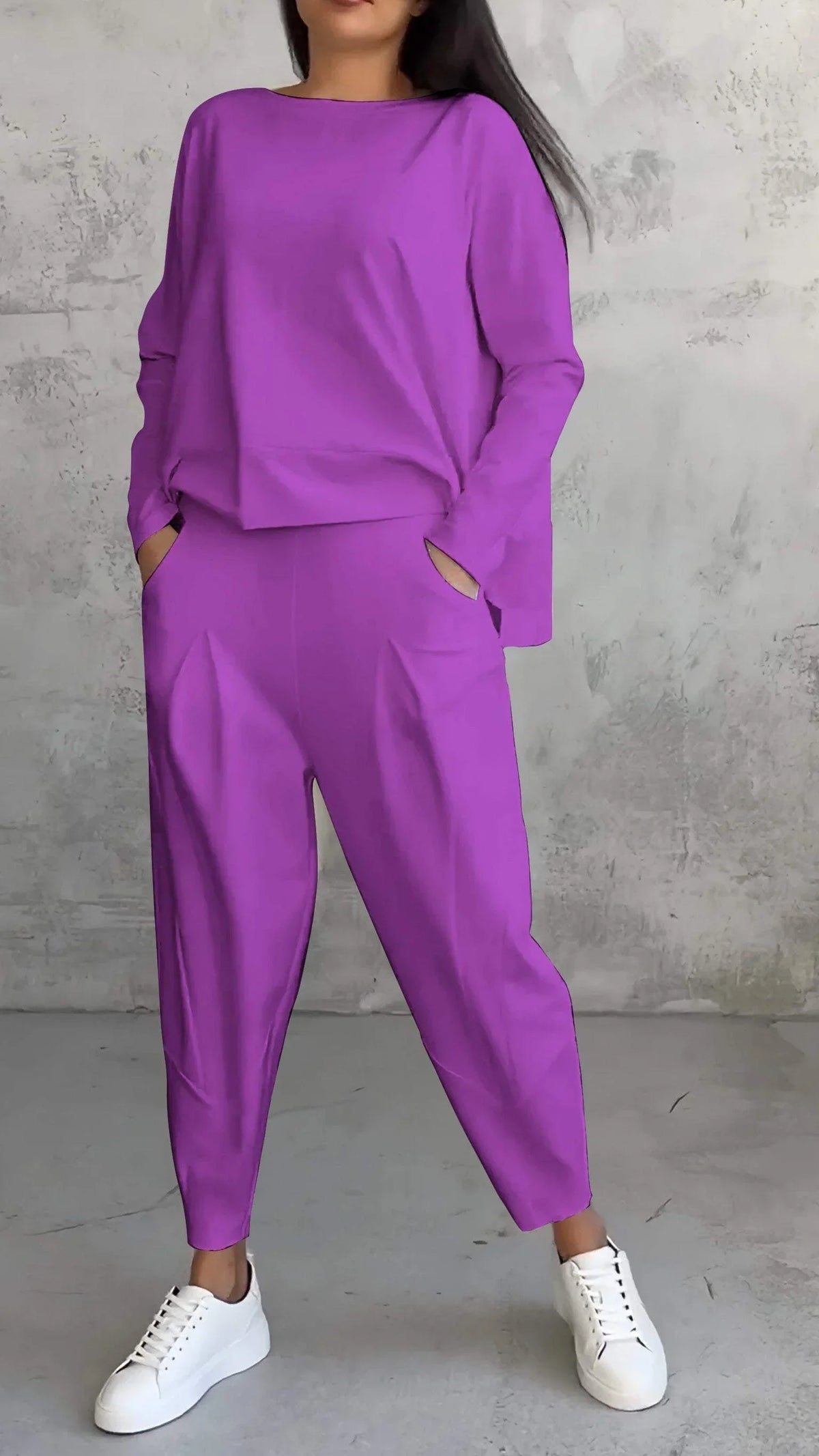 Women's knit 2-piece lounge set with long sleeve boat-neck top and tapered pants with pockets – Purple