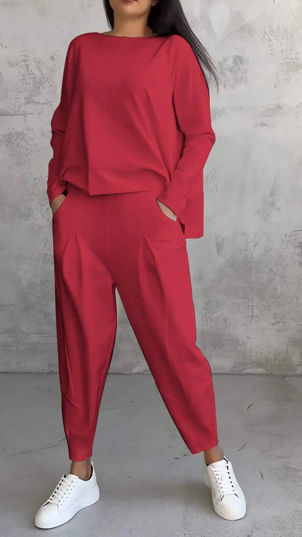 Women's knit 2-piece lounge set with long sleeve boat-neck top and tapered pants with pockets – Red