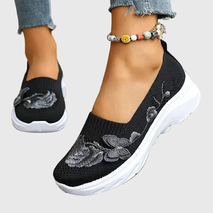 Women's knit butterfly embroidered slip-on sneakers with sole – Black