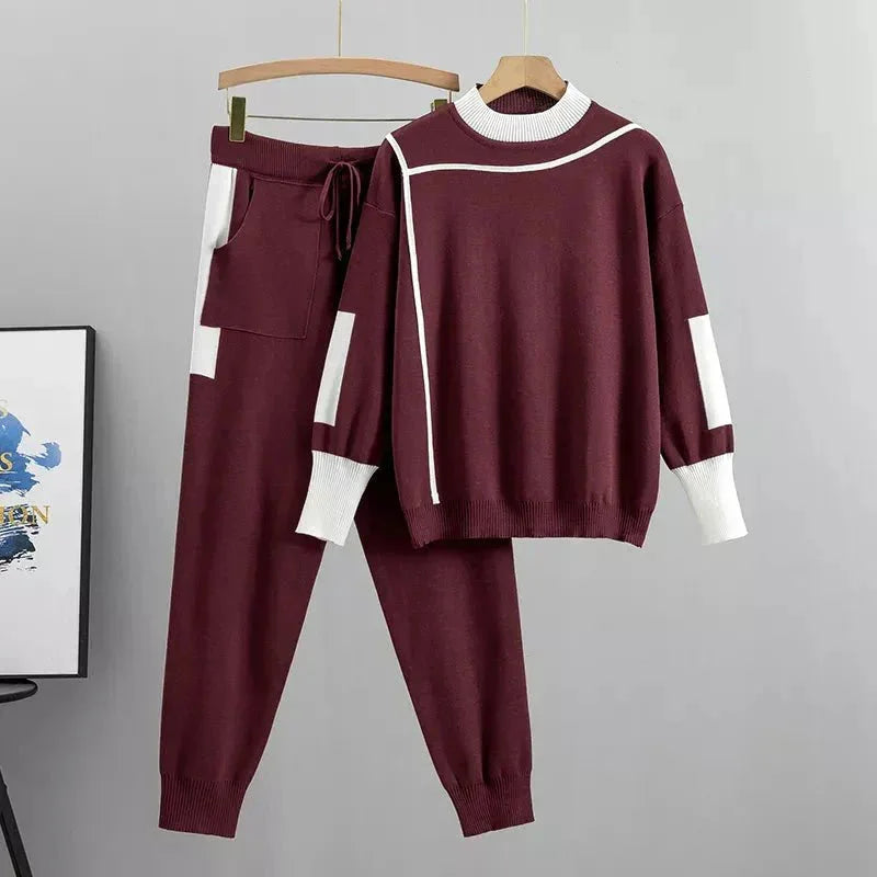 Women's knit color-block tracksuit with mock-neck and tapered-leg trousers – Burgundy