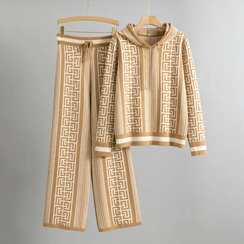 Women's knit geometric striped hoodie and wide-leg pants set with drawstring – Beige