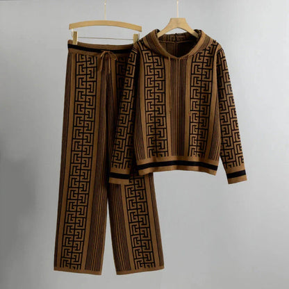 Women's knit geometric striped hoodie and wide-leg pants set with drawstring – Brown