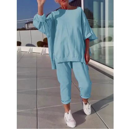 Women's knit loungewear set with oversized boat-neck top and cuffed cropped trousers – Light Blue